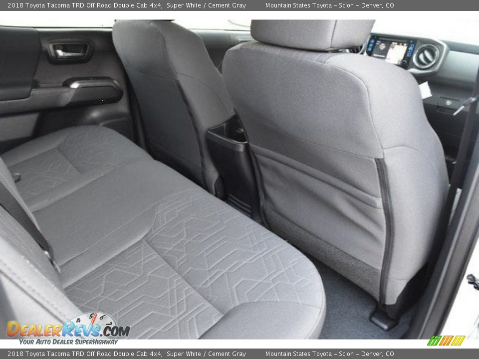 2018 Toyota Tacoma TRD Off Road Double Cab 4x4 Super White / Cement Gray Photo #17