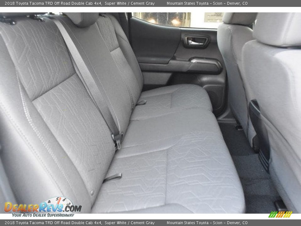 2018 Toyota Tacoma TRD Off Road Double Cab 4x4 Super White / Cement Gray Photo #18