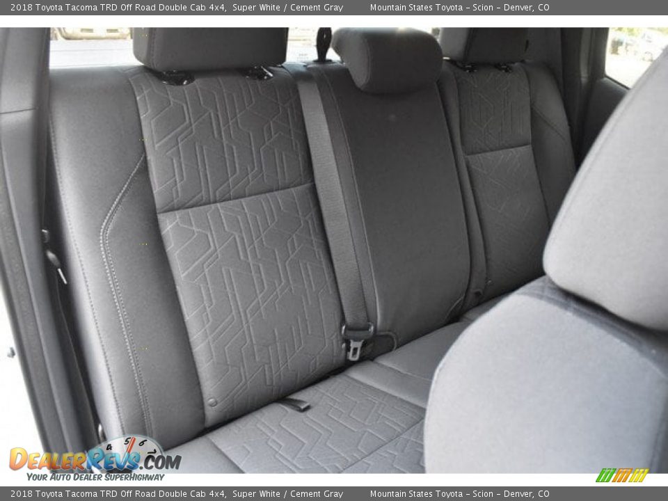 2018 Toyota Tacoma TRD Off Road Double Cab 4x4 Super White / Cement Gray Photo #19