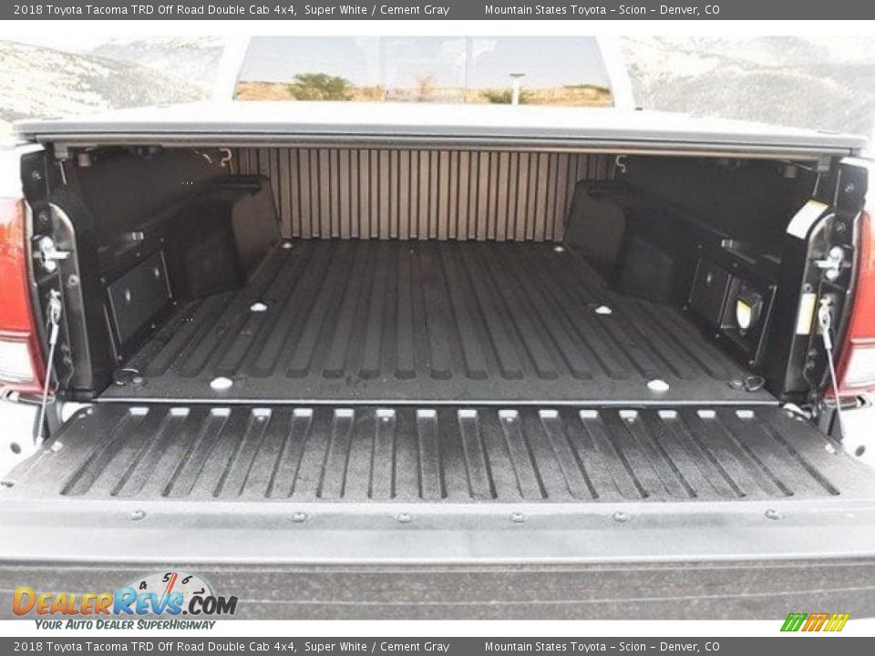 2018 Toyota Tacoma TRD Off Road Double Cab 4x4 Super White / Cement Gray Photo #30