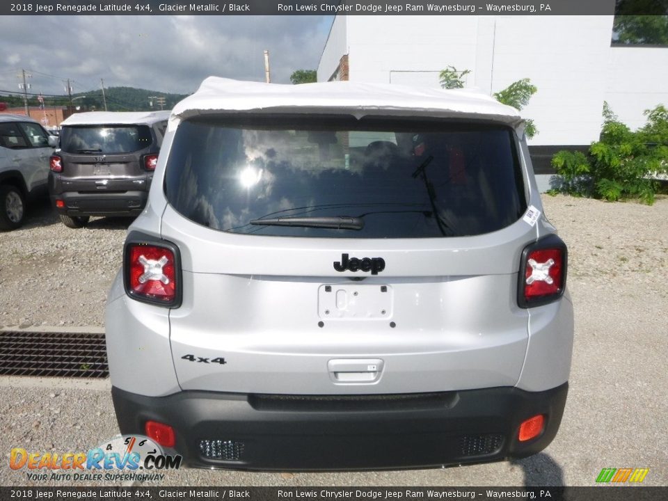 2018 Jeep Renegade Latitude 4x4 Glacier Metallic / Black Photo #4