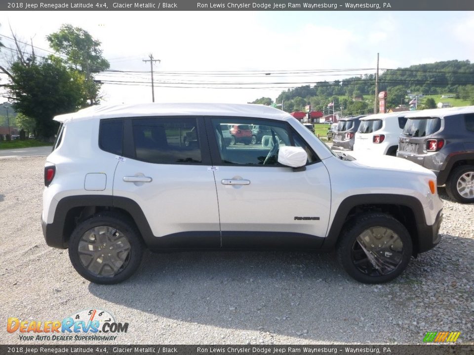 2018 Jeep Renegade Latitude 4x4 Glacier Metallic / Black Photo #6
