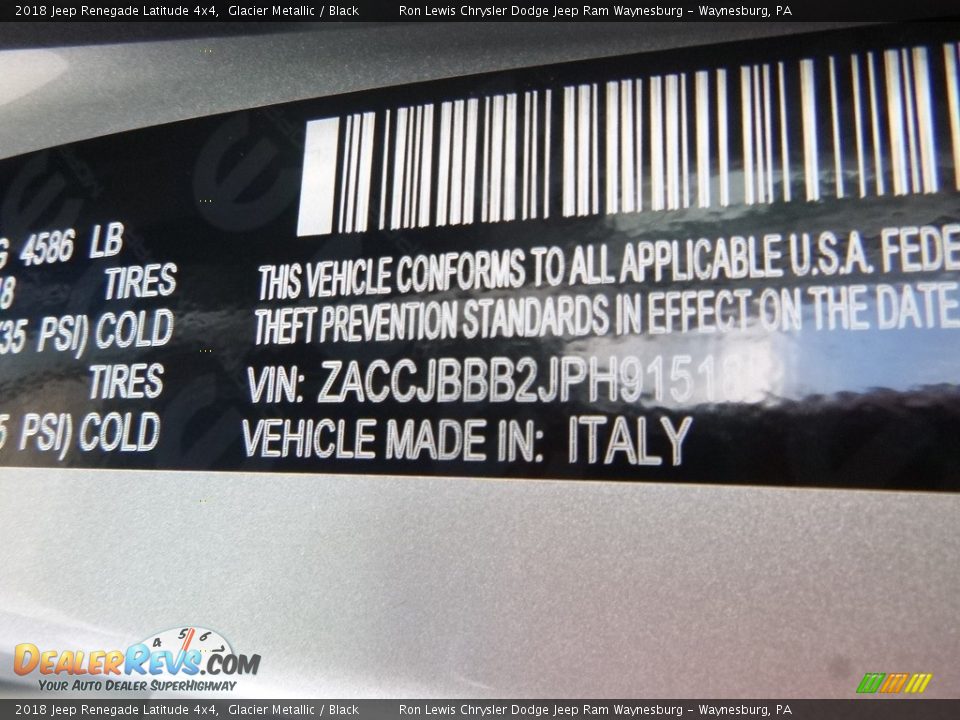 2018 Jeep Renegade Latitude 4x4 Glacier Metallic / Black Photo #14