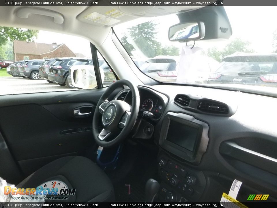 2018 Jeep Renegade Latitude 4x4 Solar Yellow / Black Photo #11