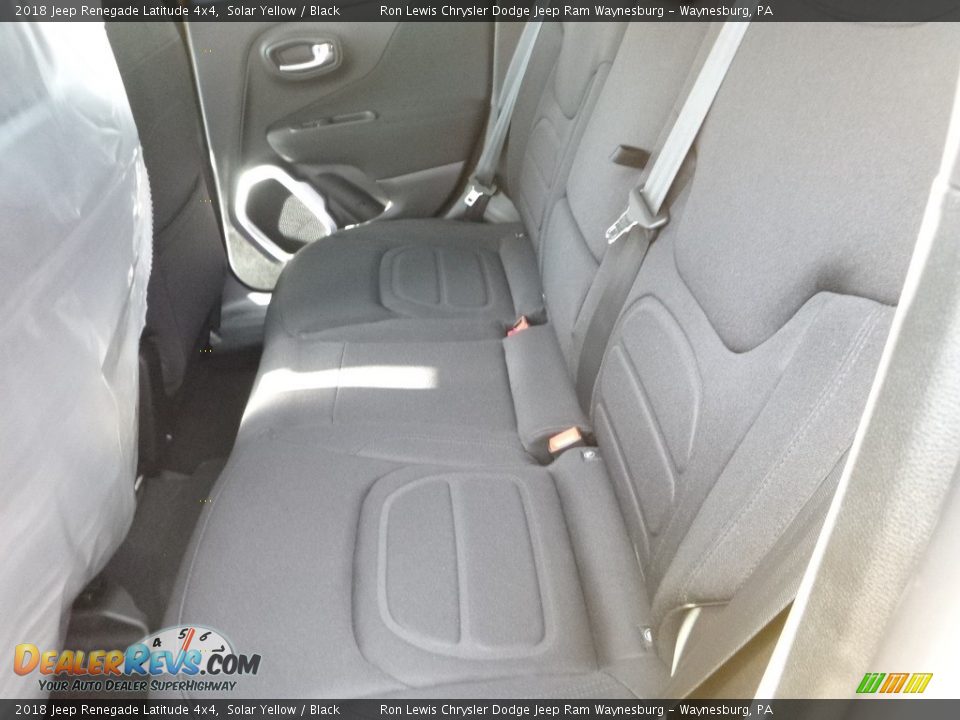 2018 Jeep Renegade Latitude 4x4 Solar Yellow / Black Photo #12
