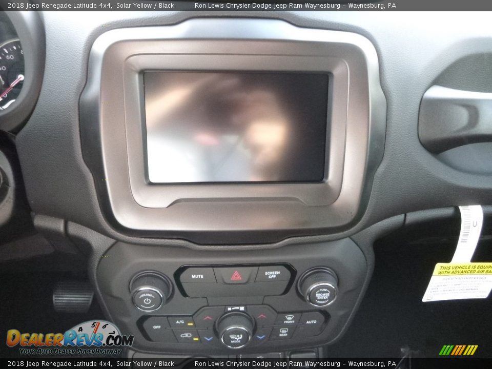 2018 Jeep Renegade Latitude 4x4 Solar Yellow / Black Photo #15