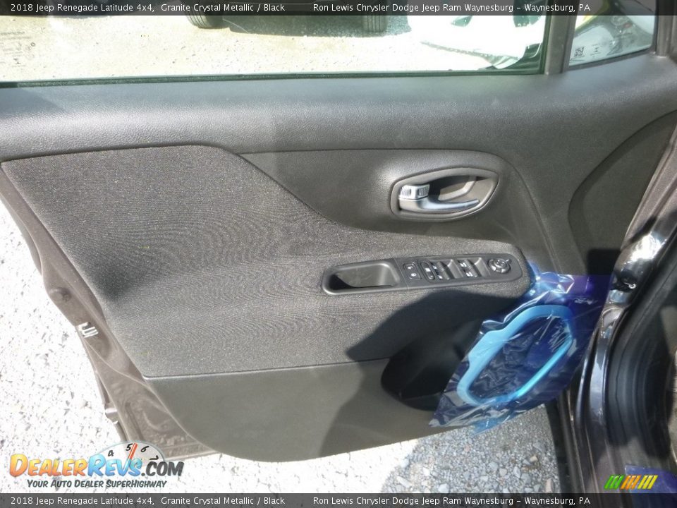 2018 Jeep Renegade Latitude 4x4 Granite Crystal Metallic / Black Photo #13