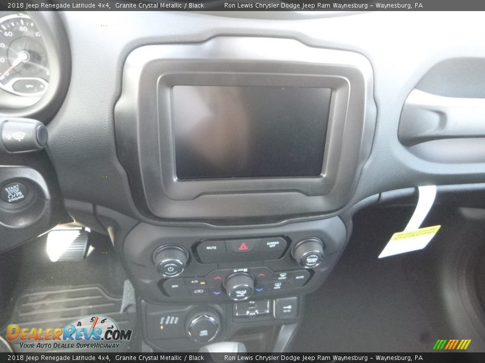 2018 Jeep Renegade Latitude 4x4 Granite Crystal Metallic / Black Photo #19