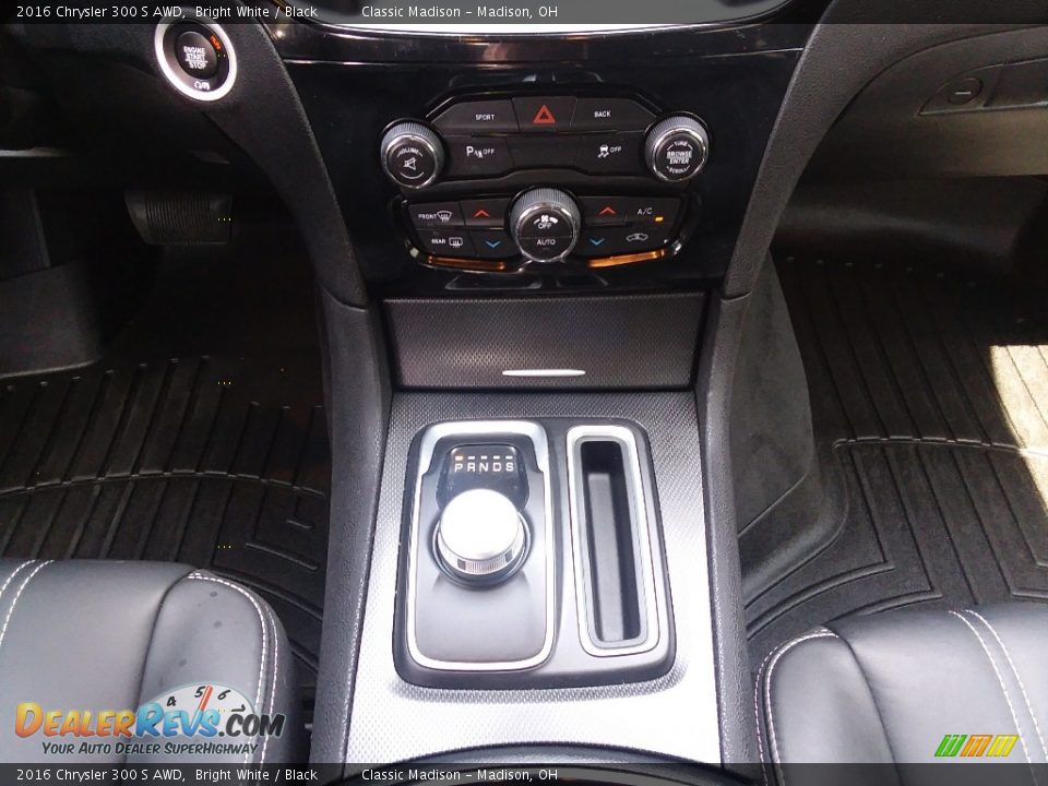 2016 Chrysler 300 S AWD Bright White / Black Photo #10