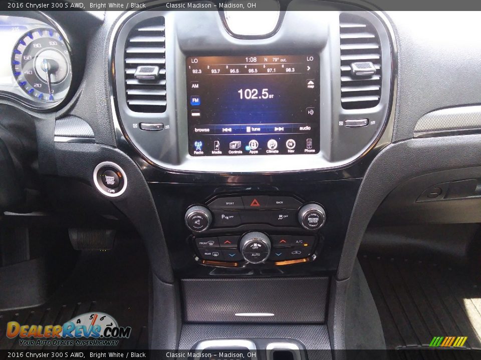 2016 Chrysler 300 S AWD Bright White / Black Photo #11