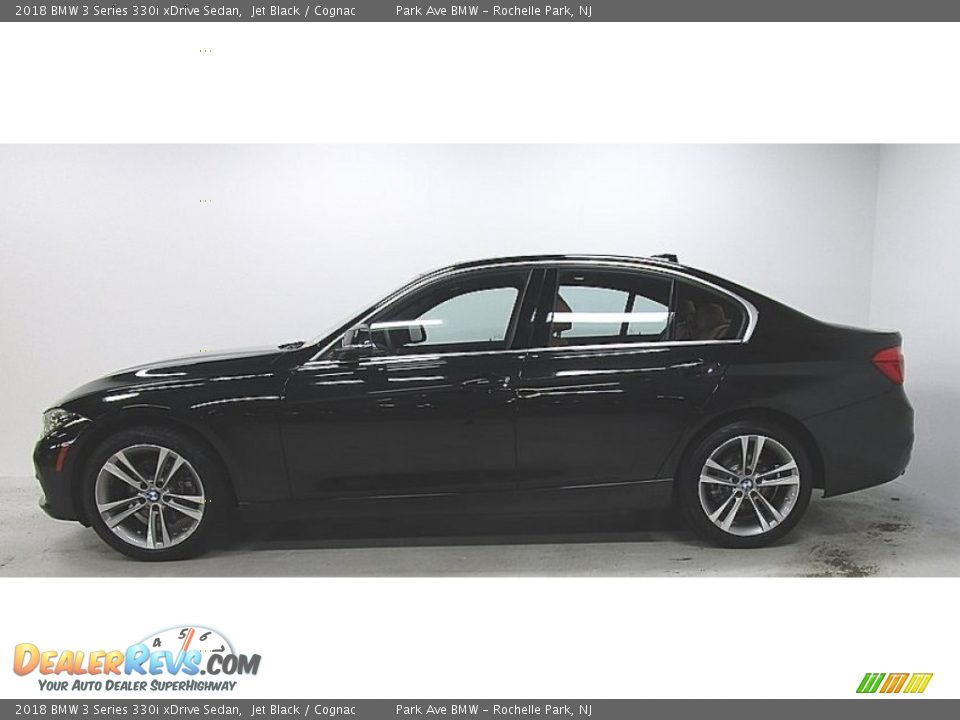 2018 BMW 3 Series 330i xDrive Sedan Jet Black / Cognac Photo #2