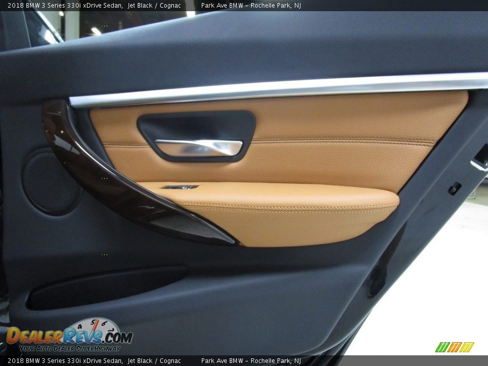 2018 BMW 3 Series 330i xDrive Sedan Jet Black / Cognac Photo #19