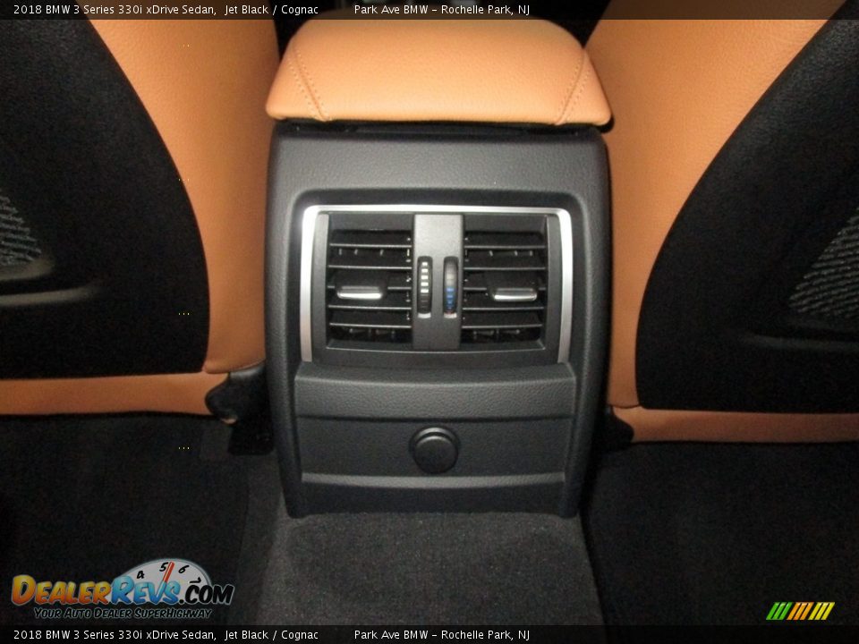 2018 BMW 3 Series 330i xDrive Sedan Jet Black / Cognac Photo #22