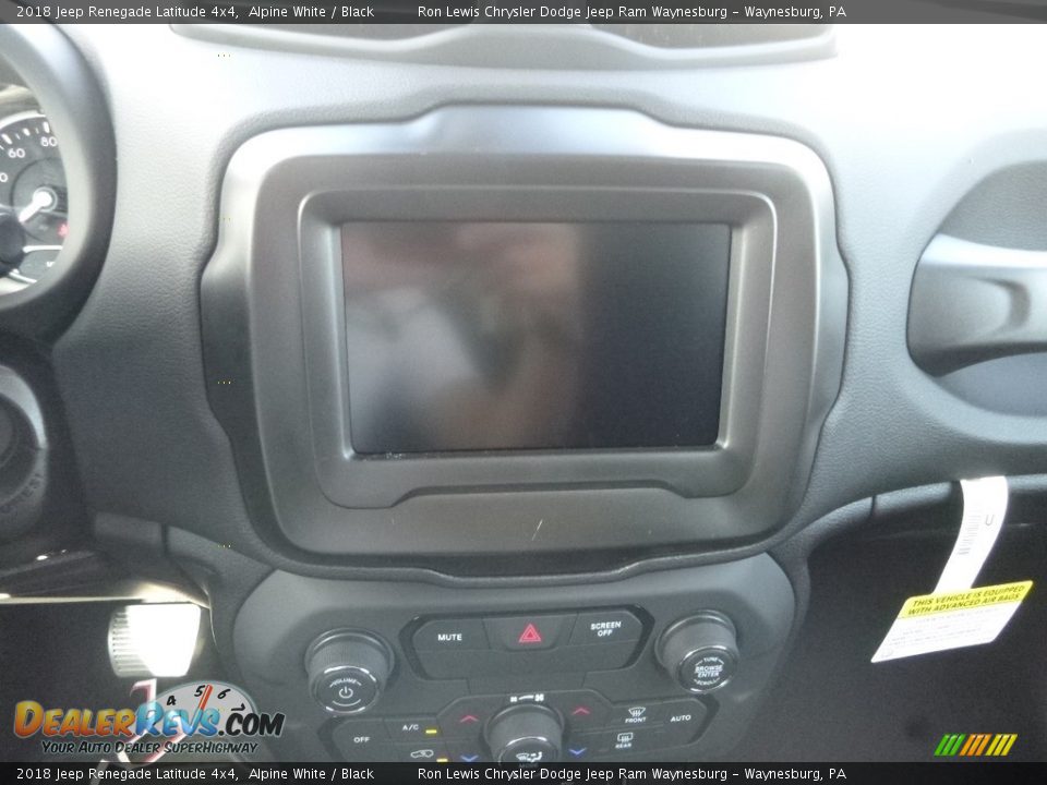 2018 Jeep Renegade Latitude 4x4 Alpine White / Black Photo #17