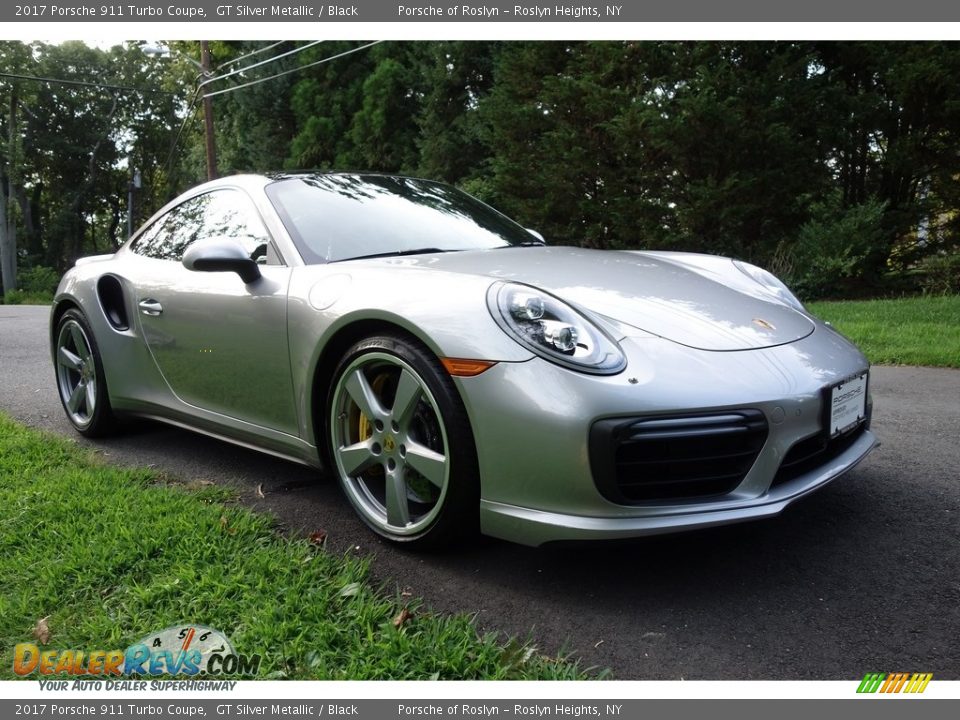 Front 3/4 View of 2017 Porsche 911 Turbo Coupe Photo #8