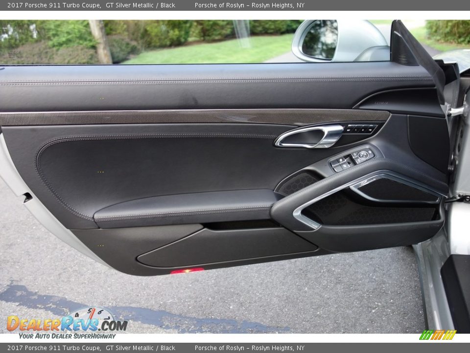 Door Panel of 2017 Porsche 911 Turbo Coupe Photo #11