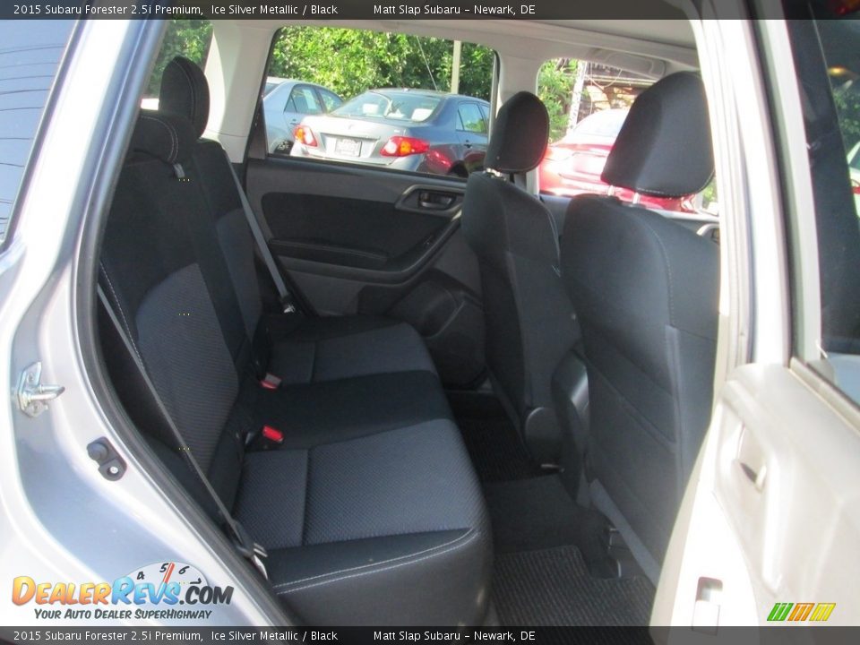 2015 Subaru Forester 2.5i Premium Ice Silver Metallic / Black Photo #19