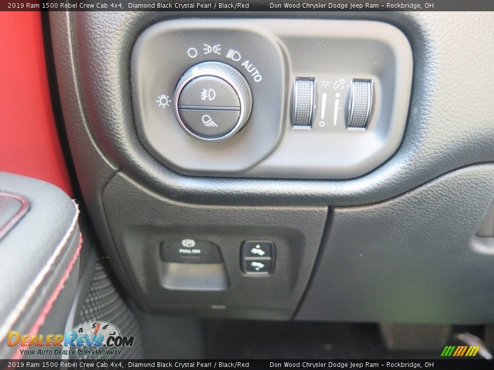 Controls of 2019 Ram 1500 Rebel Crew Cab 4x4 Photo #33