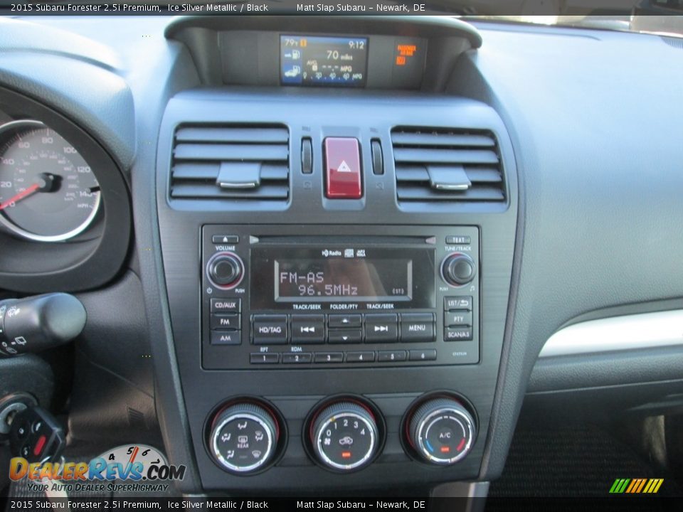 2015 Subaru Forester 2.5i Premium Ice Silver Metallic / Black Photo #26