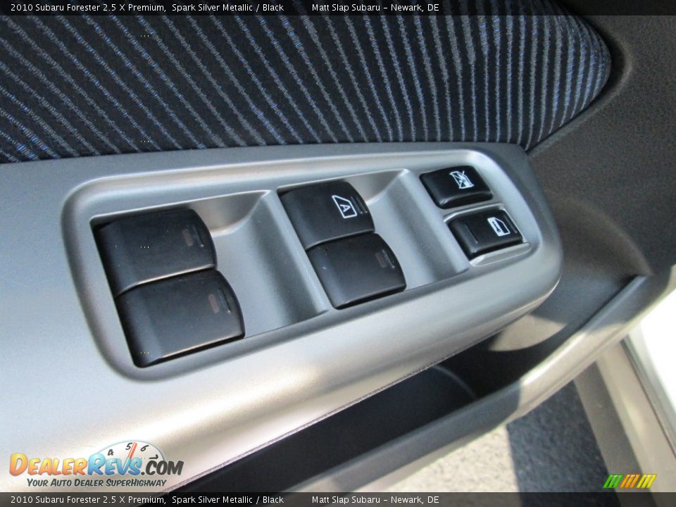 2010 Subaru Forester 2.5 X Premium Spark Silver Metallic / Black Photo #15
