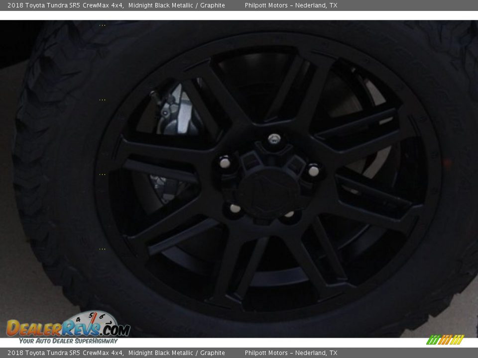 2018 Toyota Tundra SR5 CrewMax 4x4 Midnight Black Metallic / Graphite Photo #10