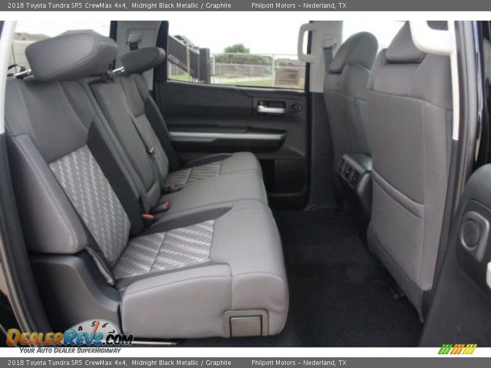 2018 Toyota Tundra SR5 CrewMax 4x4 Midnight Black Metallic / Graphite Photo #29
