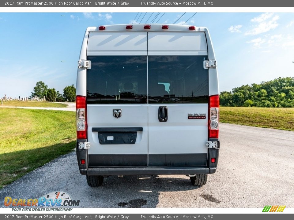 2017 Ram ProMaster 2500 High Roof Cargo Van Bright White / Gray Photo #5
