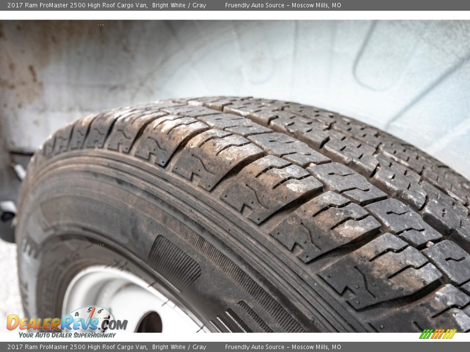2017 Ram ProMaster 2500 High Roof Cargo Van Bright White / Gray Photo #15