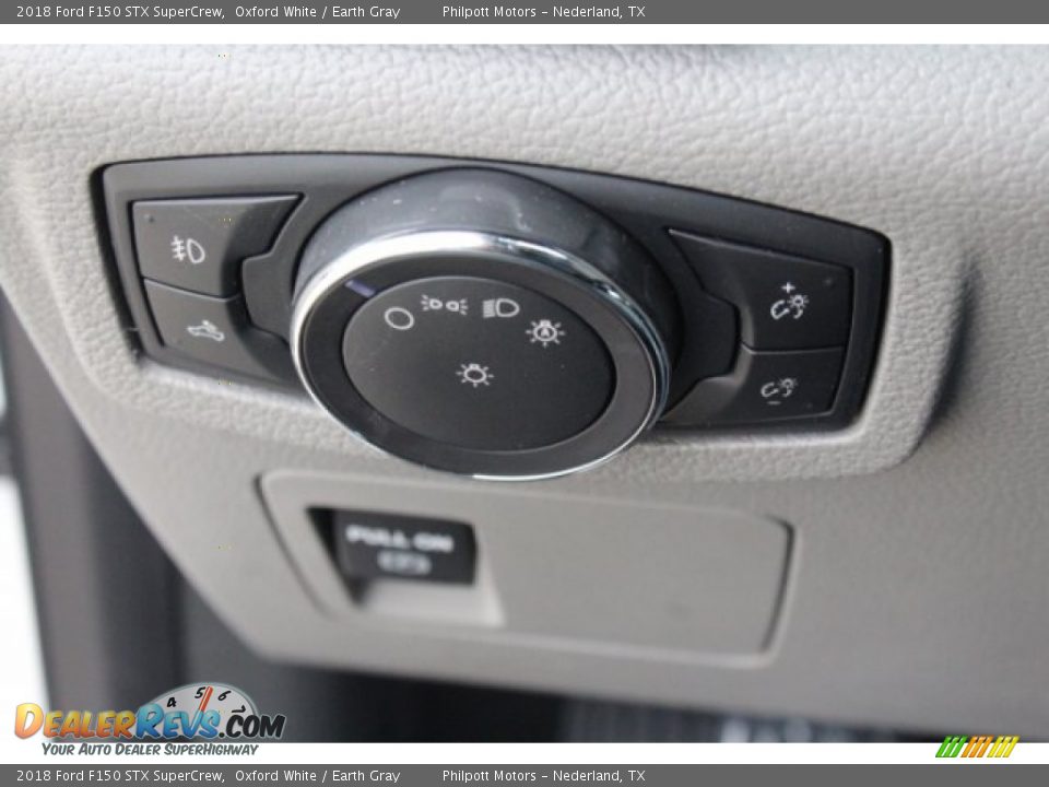 2018 Ford F150 STX SuperCrew Oxford White / Earth Gray Photo #21