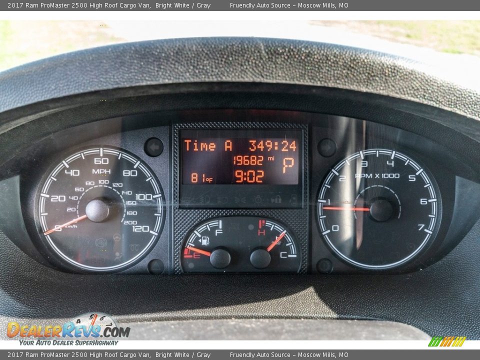 2017 Ram ProMaster 2500 High Roof Cargo Van Bright White / Gray Photo #28