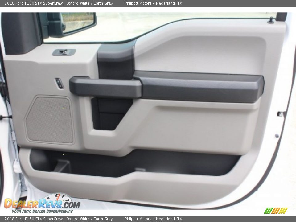 2018 Ford F150 STX SuperCrew Oxford White / Earth Gray Photo #29
