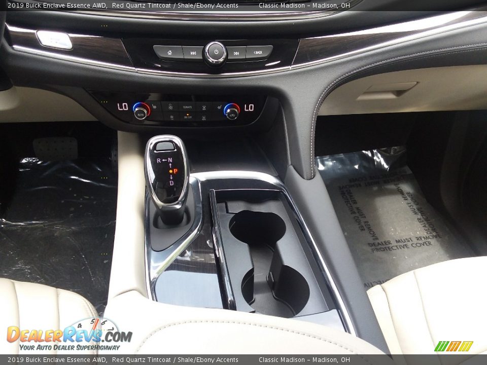 2019 Buick Enclave Essence AWD Shifter Photo #7
