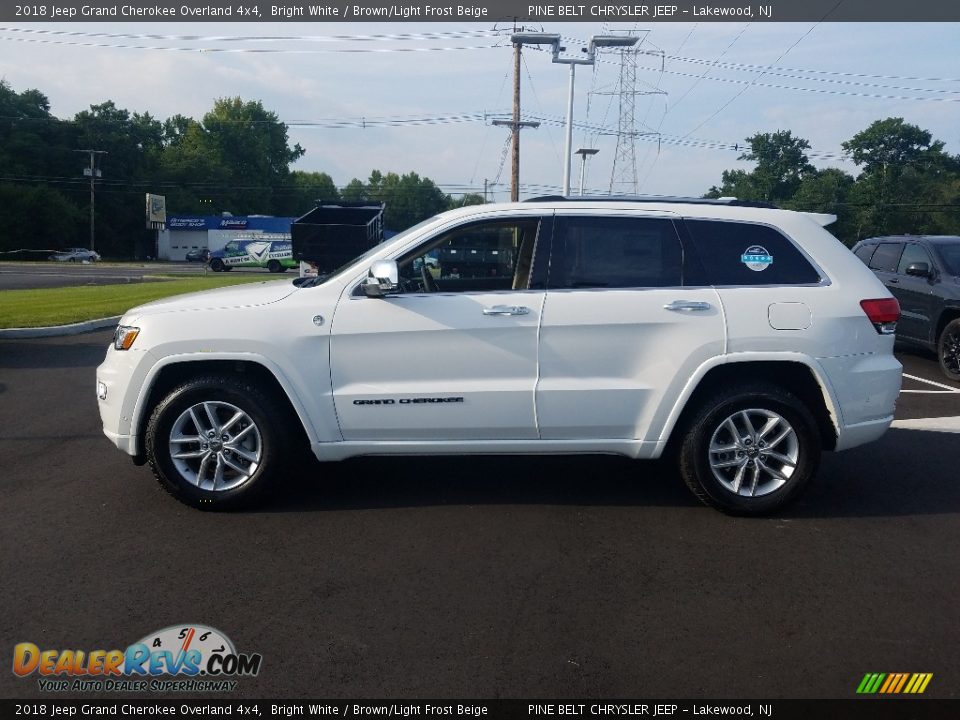 2018 Jeep Grand Cherokee Overland 4x4 Bright White / Brown/Light Frost Beige Photo #3
