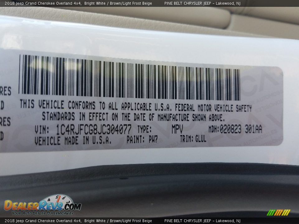 2018 Jeep Grand Cherokee Overland 4x4 Bright White / Brown/Light Frost Beige Photo #9