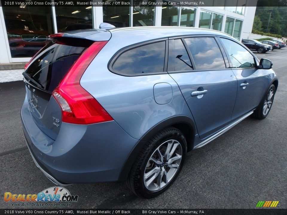 2018 Volvo V60 Cross Country T5 AWD Mussel Blue Metallic / Off Black Photo #3