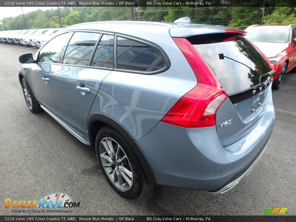 2018 Volvo V60 Cross Country T5 AWD Mussel Blue Metallic / Off Black Photo #6