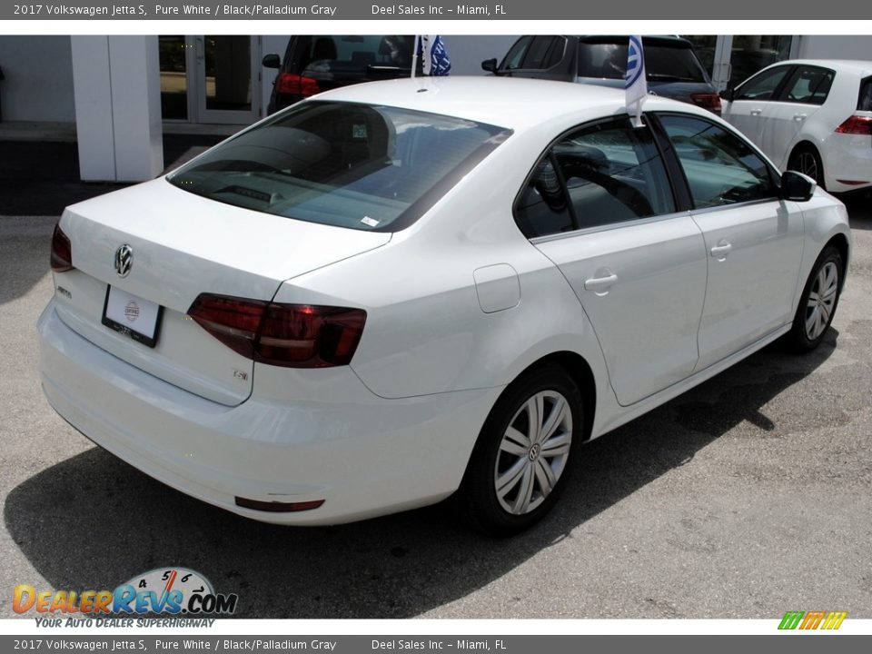 2017 Volkswagen Jetta S Pure White / Black/Palladium Gray Photo #9