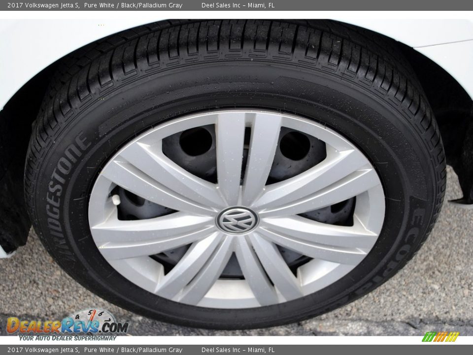 2017 Volkswagen Jetta S Pure White / Black/Palladium Gray Photo #11