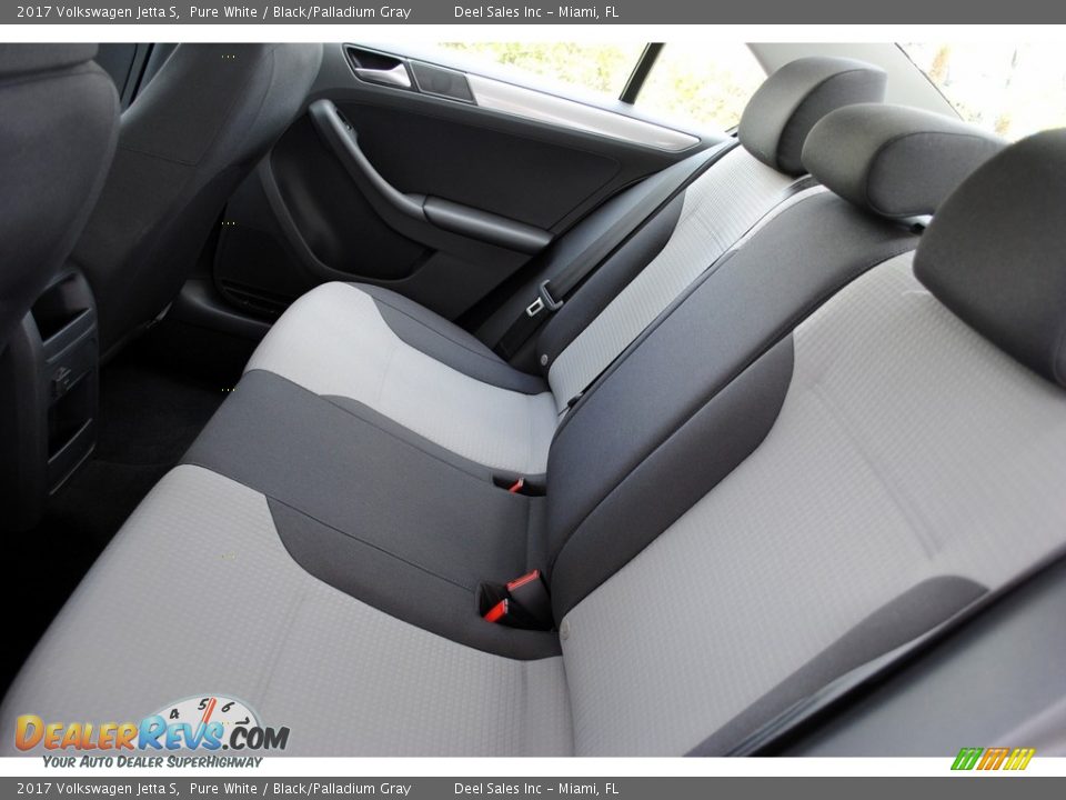 2017 Volkswagen Jetta S Pure White / Black/Palladium Gray Photo #12