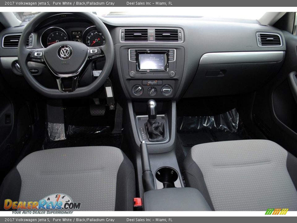 2017 Volkswagen Jetta S Pure White / Black/Palladium Gray Photo #13
