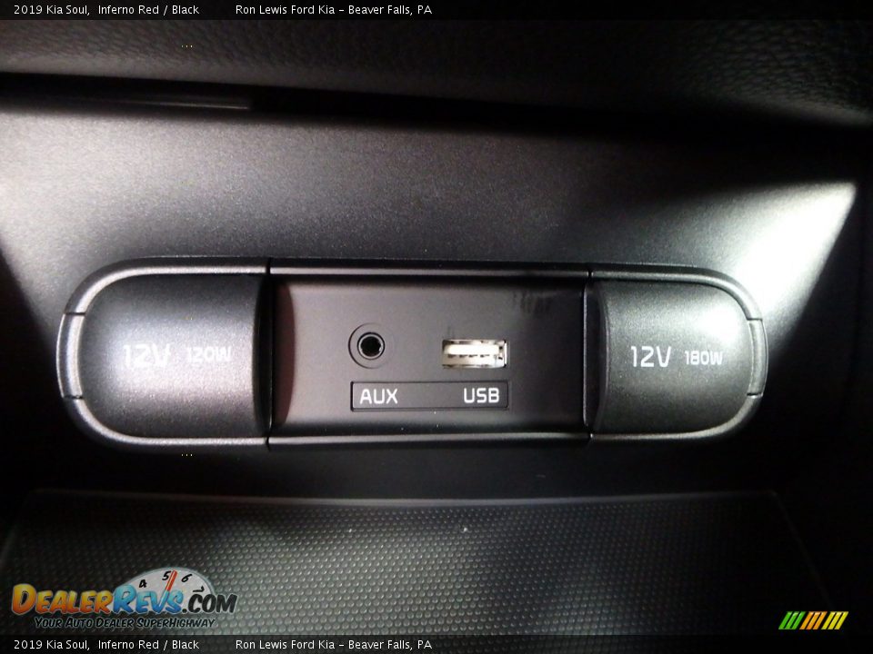 2019 Kia Soul Inferno Red / Black Photo #19