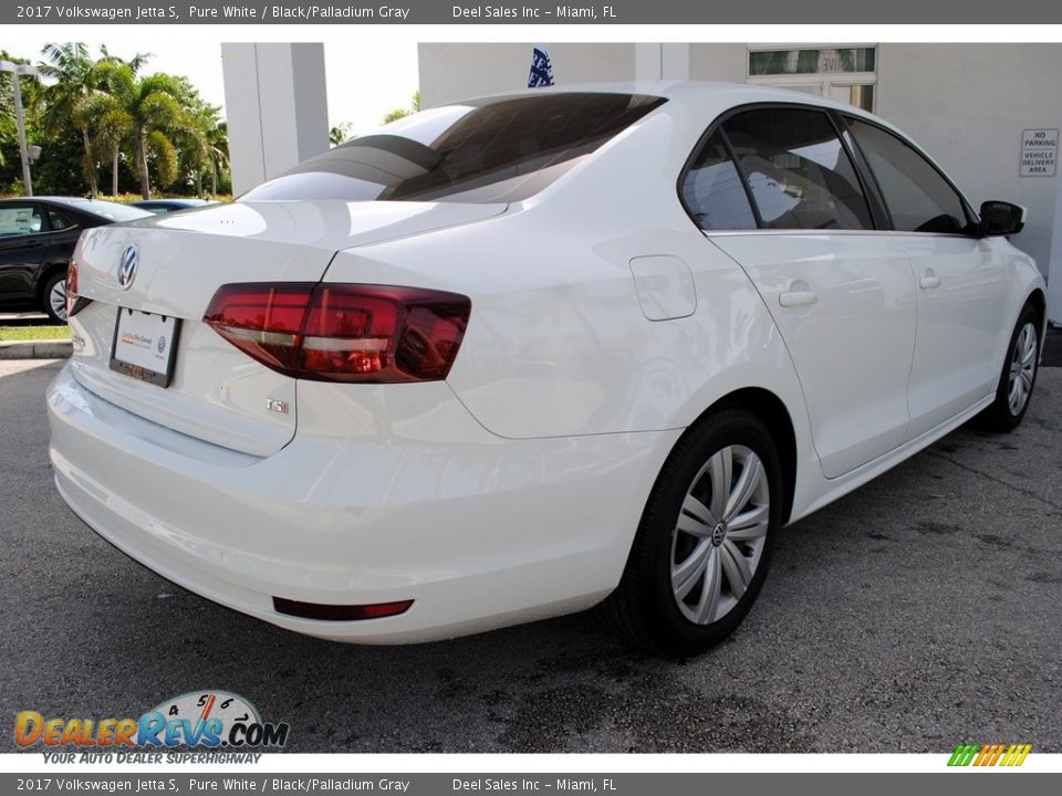 2017 Volkswagen Jetta S Pure White / Black/Palladium Gray Photo #10