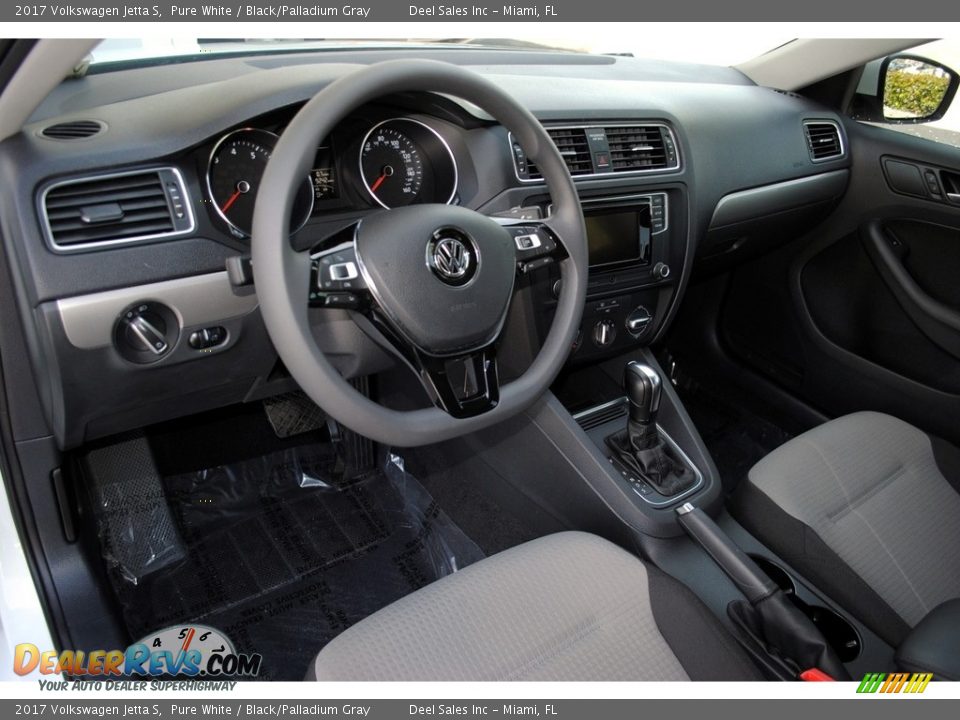 2017 Volkswagen Jetta S Pure White / Black/Palladium Gray Photo #16