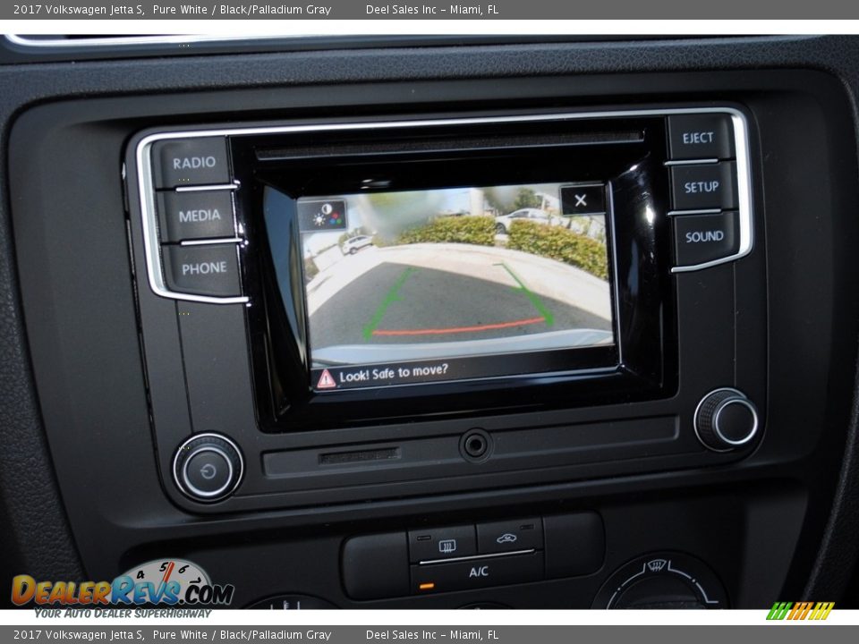 2017 Volkswagen Jetta S Pure White / Black/Palladium Gray Photo #17
