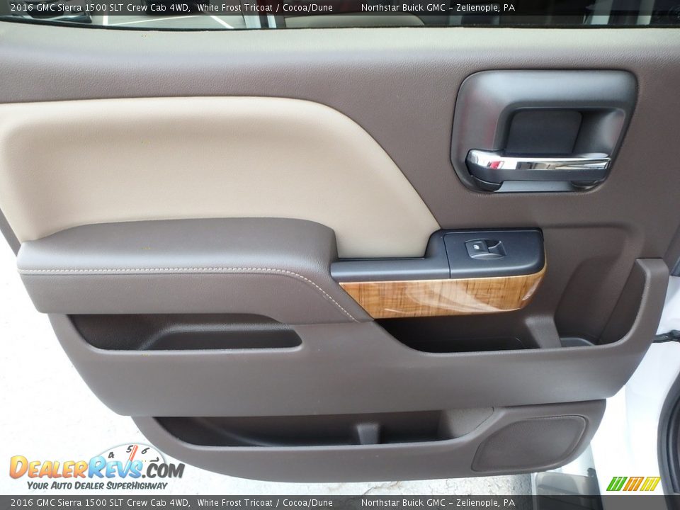 2016 GMC Sierra 1500 SLT Crew Cab 4WD White Frost Tricoat / Cocoa/Dune Photo #17