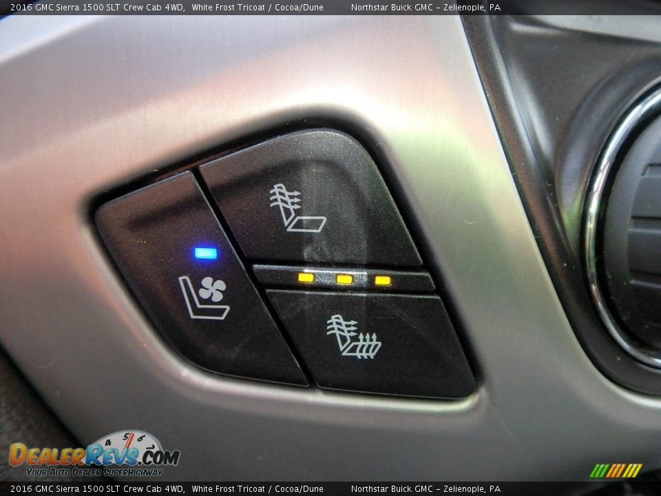 2016 GMC Sierra 1500 SLT Crew Cab 4WD White Frost Tricoat / Cocoa/Dune Photo #25