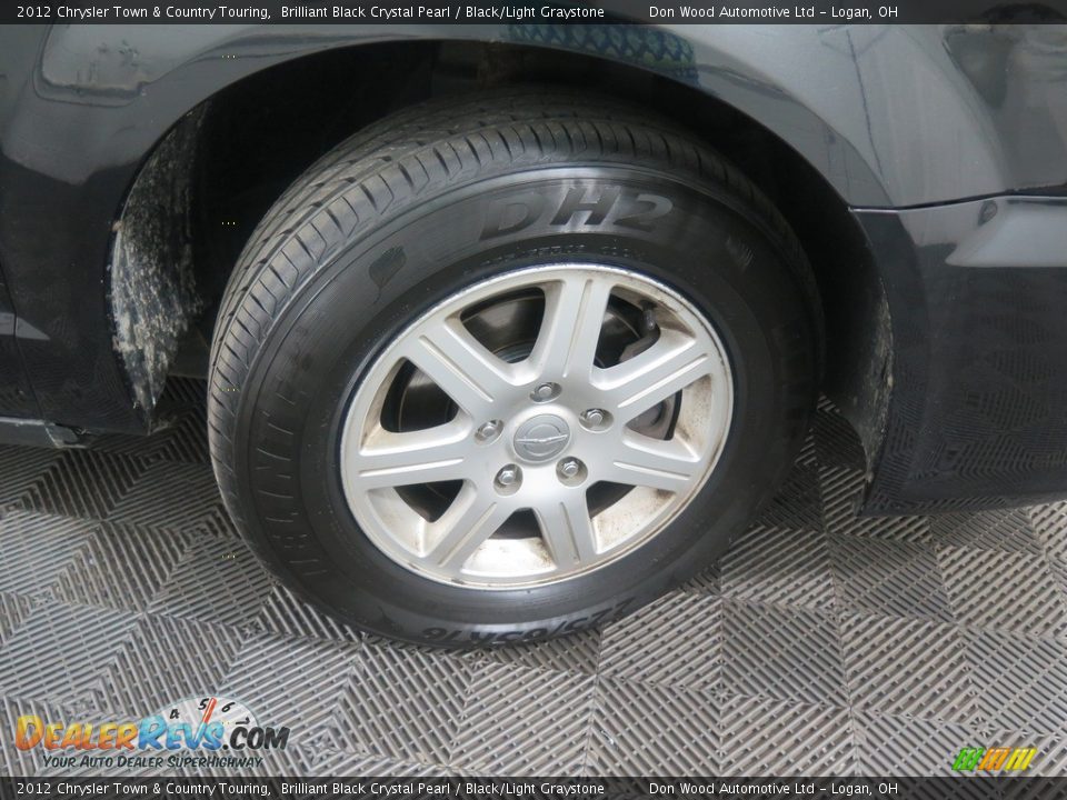 2012 Chrysler Town & Country Touring Brilliant Black Crystal Pearl / Black/Light Graystone Photo #20