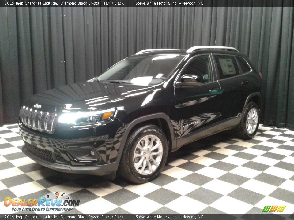 2019 Jeep Cherokee Latitude Diamond Black Crystal Pearl / Black Photo #2
