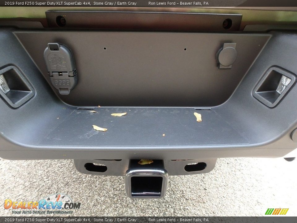 2019 Ford F250 Super Duty XLT SuperCab 4x4 Stone Gray / Earth Gray Photo #4