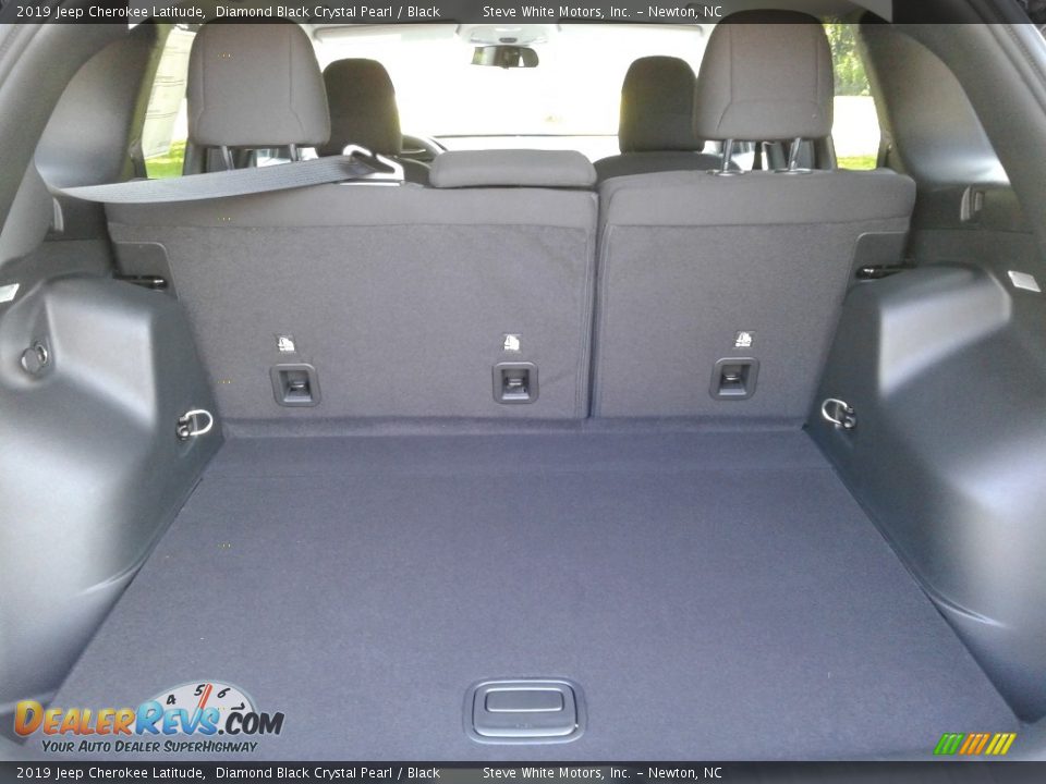 2019 Jeep Cherokee Latitude Diamond Black Crystal Pearl / Black Photo #12